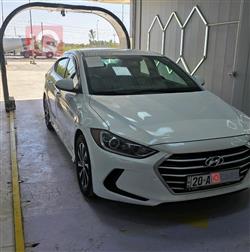 هیوندای ئەلەنترا